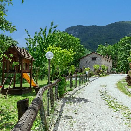 Agriturismo La Ferrera Varco Sabino Exteriér fotografie